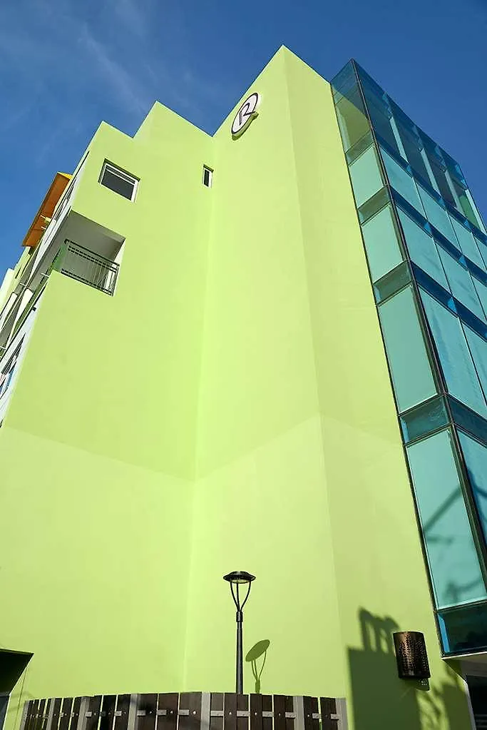 R Hotel Kingston 4*,  Jamaika